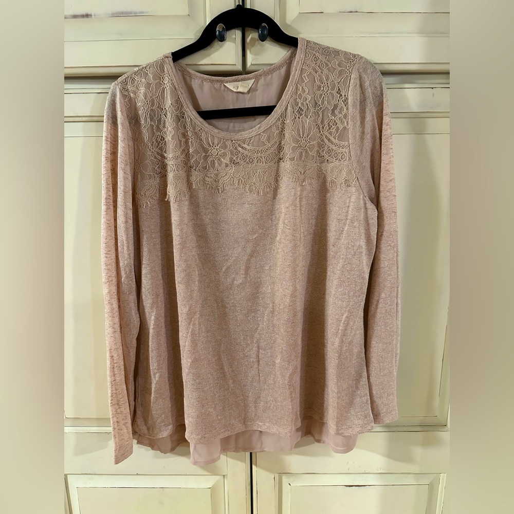 Gorgeous long sleeve light shirt